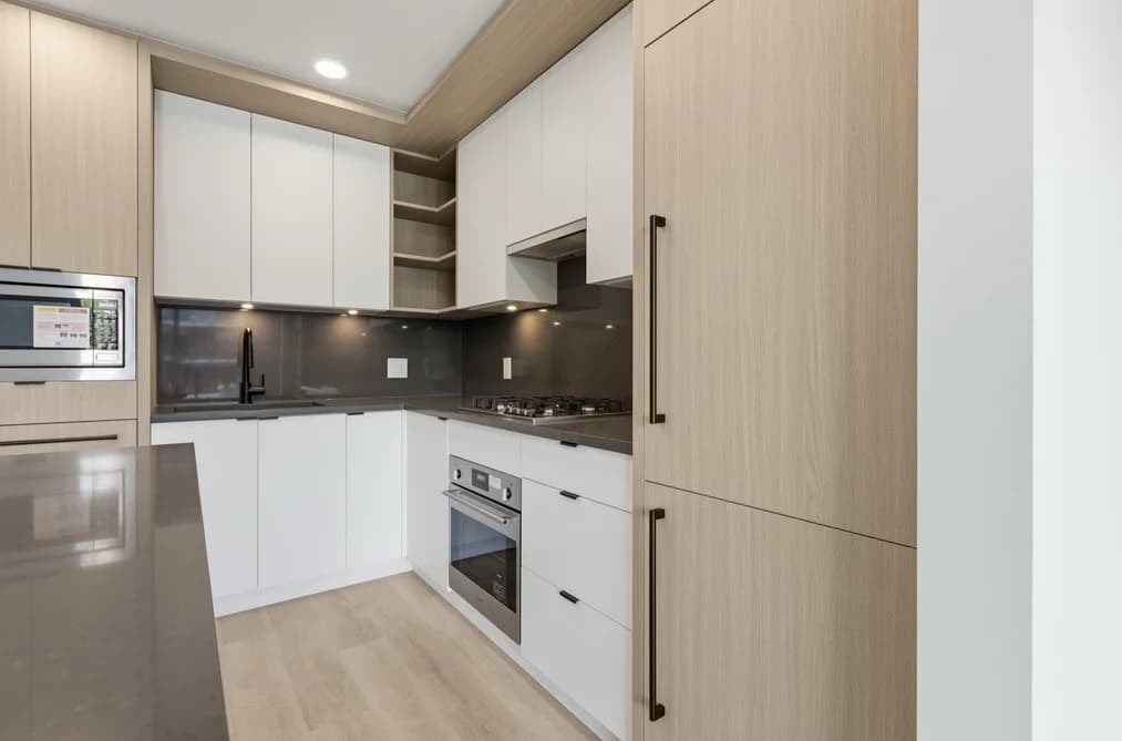 404 2268 E BROADWAY, Vancouver, BC — Residential for Sale - Photo 2