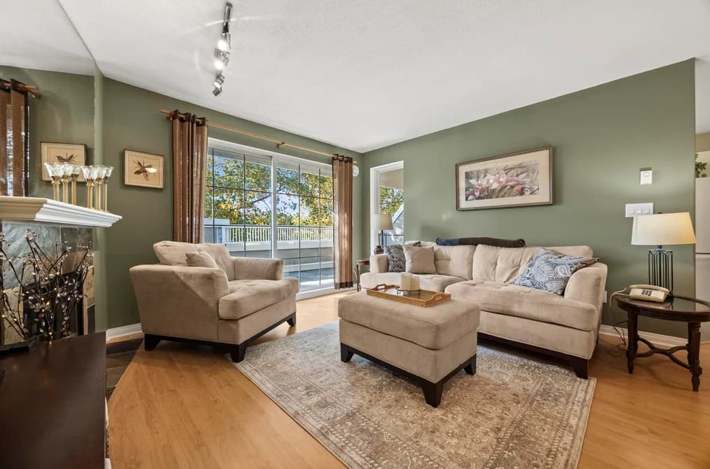 404 2388 WELCHER AVENUE, Port Coquitlam, BC — Residential for Sale - Photo 2