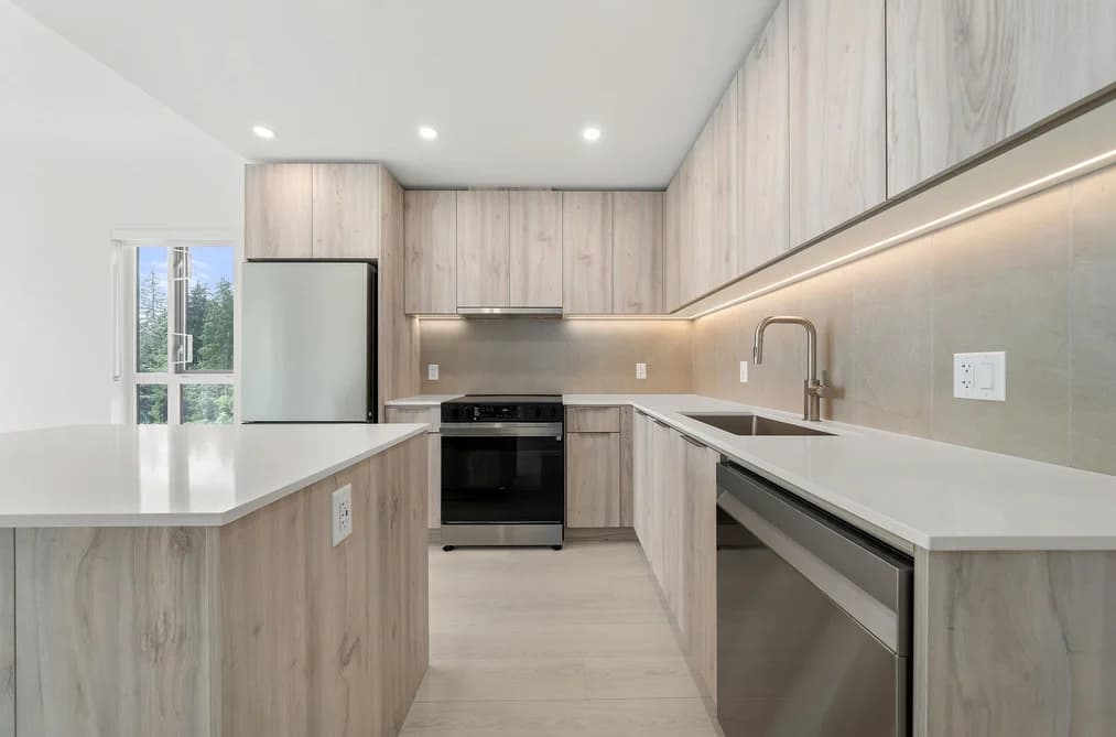404 3594 MALSUM DRIVE, North Vancouver, BC — Residential for Sale - Main Photo