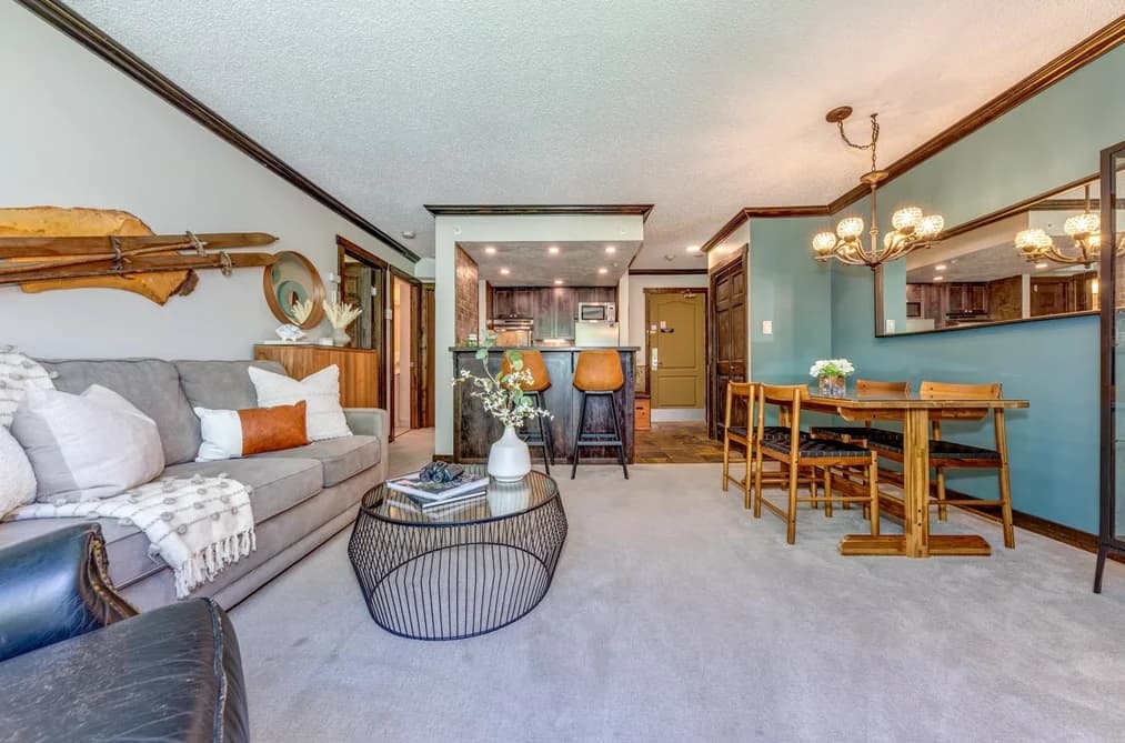 404 4809 SPEARHEAD DRIVE, Whistler, BC — Residential for Sale - Photo 2
