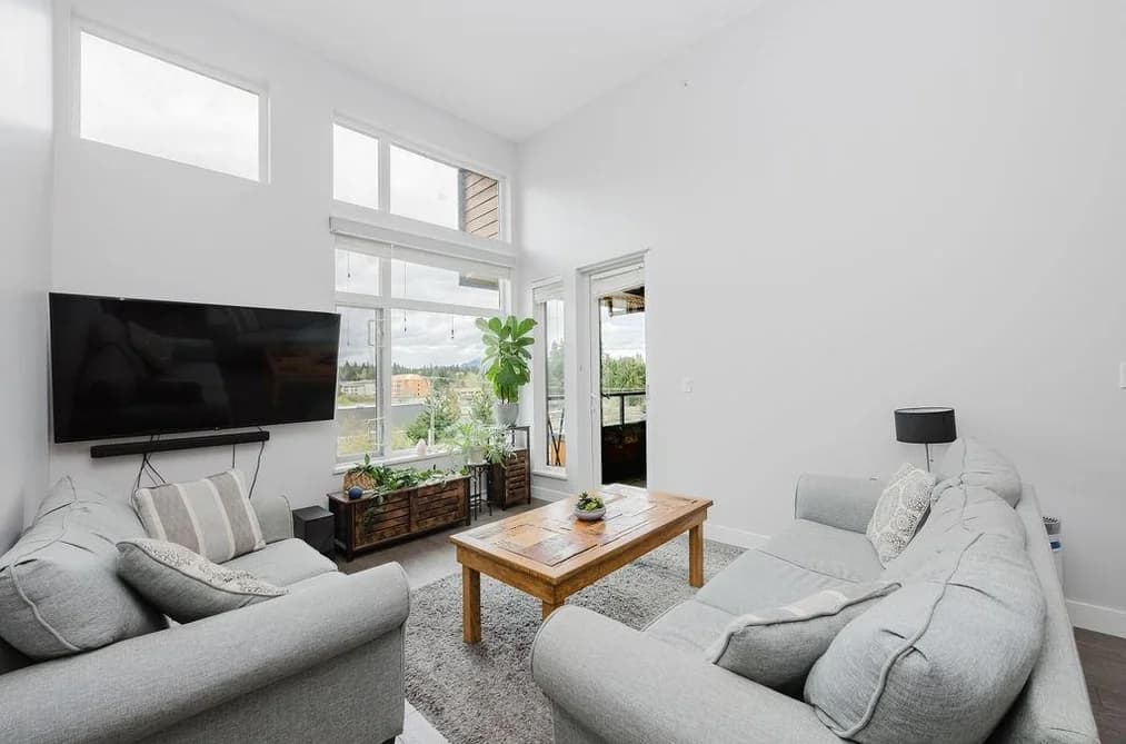 404 875 GIBSONS WAY, Gibsons, BC — Residential for Sale - Main Photo