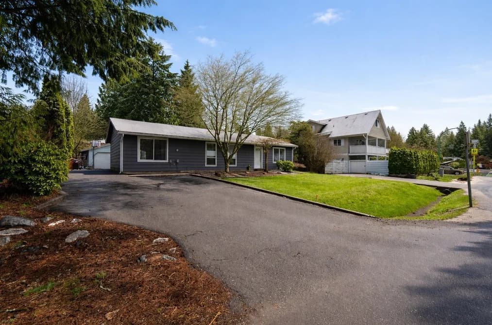 40410 PERTH DRIVE, Squamish, BC — Residential for Sale - Main Photo