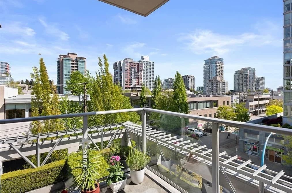 405 120 W 16 STREET, North Vancouver, BC — Residential for Sale - Photo 2