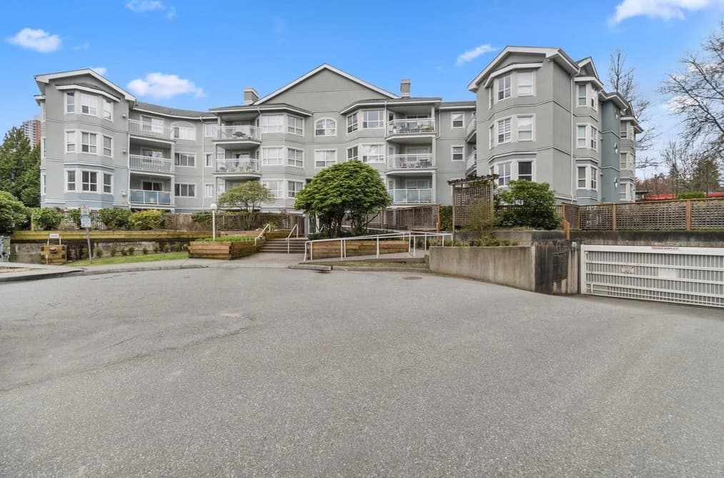405 13955 LAUREL DRIVE, Surrey, BC — Residential for Sale - Main Photo