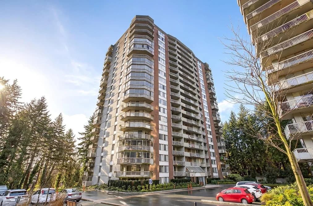 405 2024 FULLERTON AVENUE, North Vancouver, BC — Residential for Sale - Main Photo