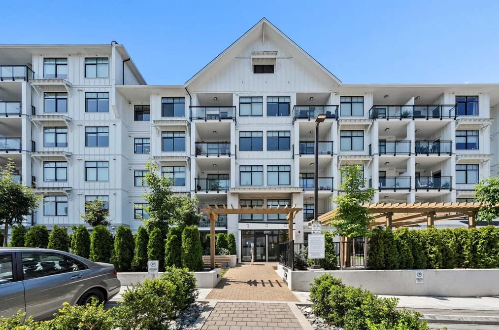 405 3317 148 STREET, Surrey, BC — Residential for Sale - Photo 2