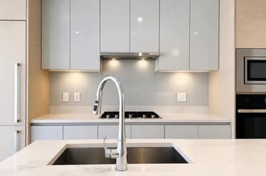 Condo for sale at 405 3538 Sawmill Crescent Vancouver British Columbia - MLS: R3136990
