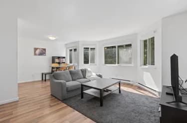 9880 Manchester Dr Unit 405, Burnaby, BC - MLS: R3165509