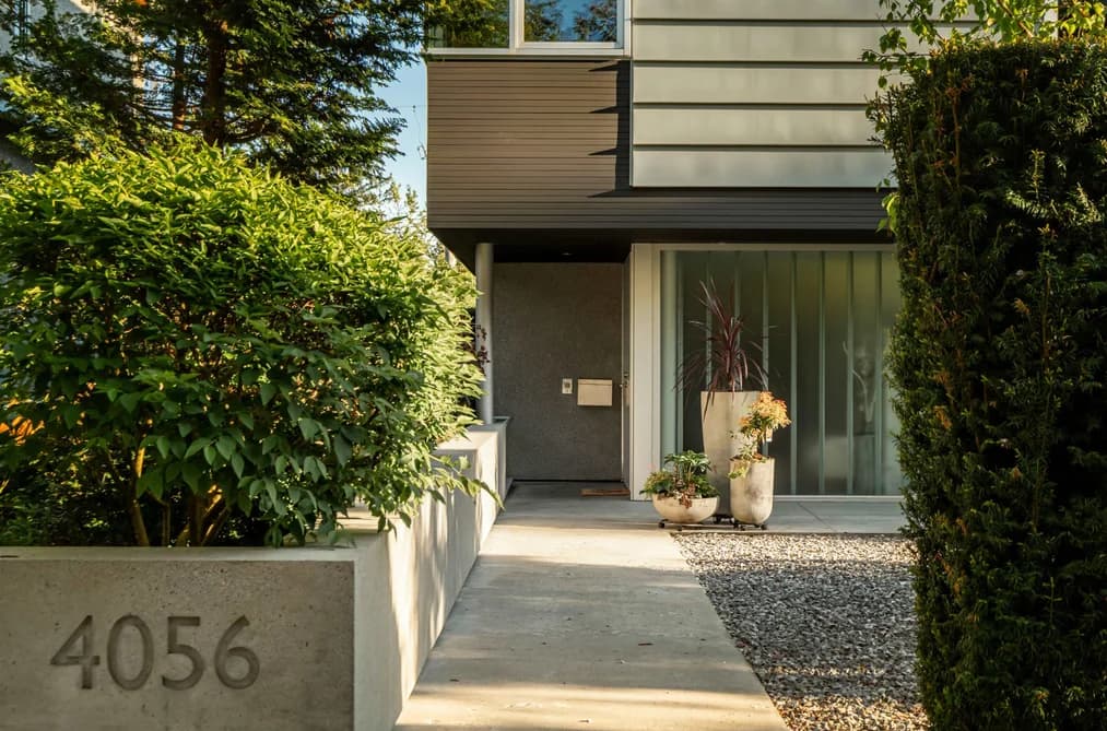 4056 W 36TH AVENUE, Vancouver, BC — Residential for Sale - Photo 2