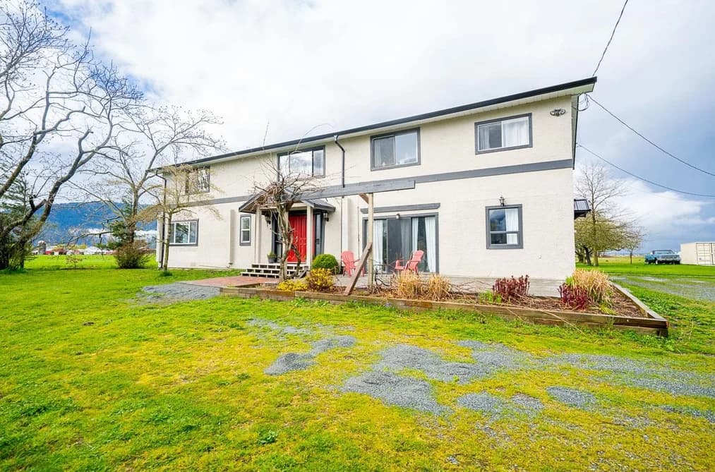40575 NO. 4 ROAD, Abbotsford, BC — Residential for Sale - Photo 2