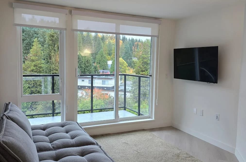 406 1100 CLARKE ROAD, Port Moody, BC — Residential for Sale - Photo 2