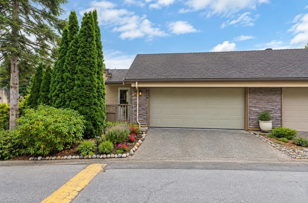 406 1215 LANSDOWNE DRIVE, Coquitlam, BC — Residential for Sale - Main Photo