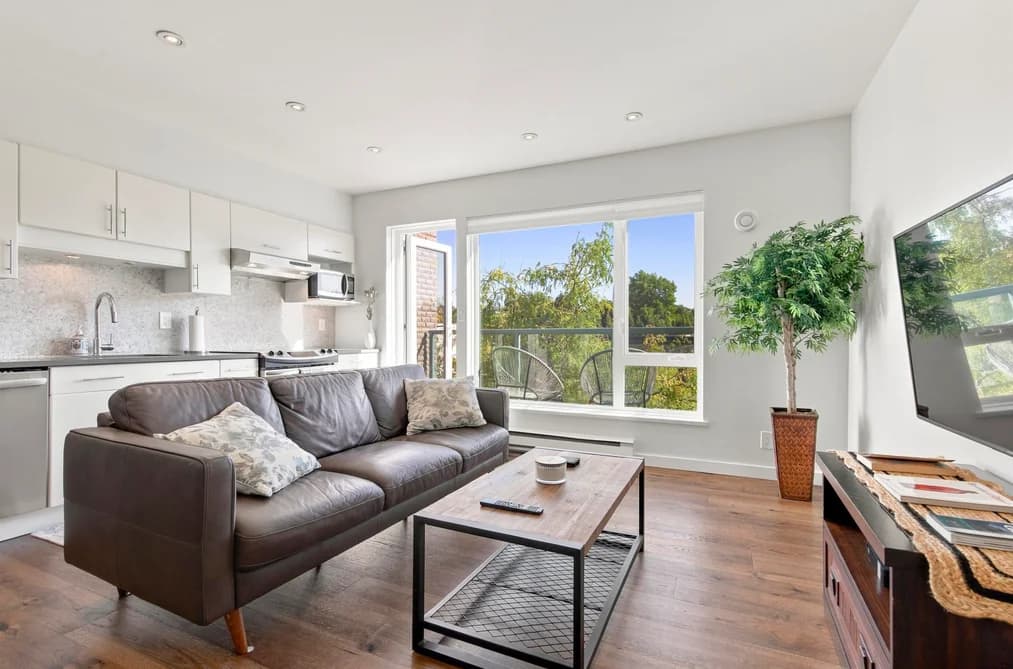 406 1688 CYPRESS STREET STREET, Vancouver, BC — Residential for Sale - Photo 2