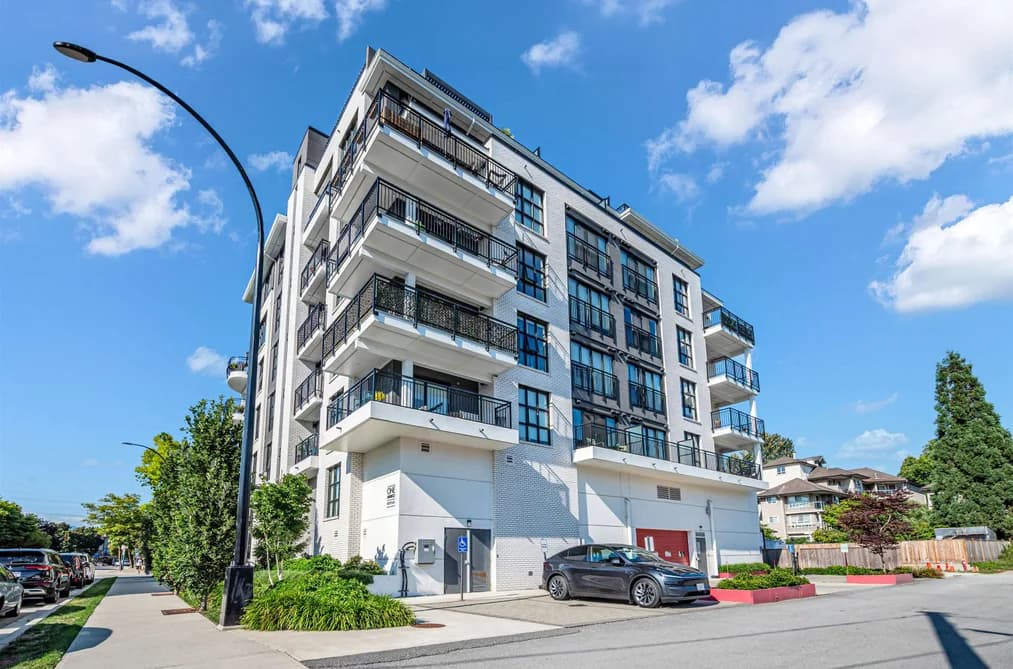 406 2446 SHAUGHNESSY STREET, Port Coquitlam, BC — Residential for Sale - Photo 2