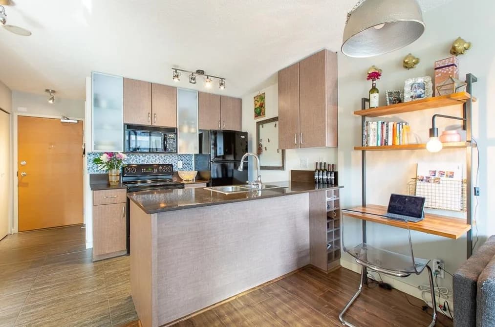 406 909 MAINLAND STREET, Vancouver, BC — Residential for Sale - Photo 2