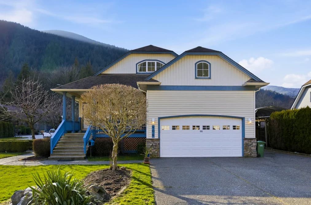 406 MIAMI RIVER DRIVE, Harrison Hot Springs, BC — Residential for Sale - Photo 2