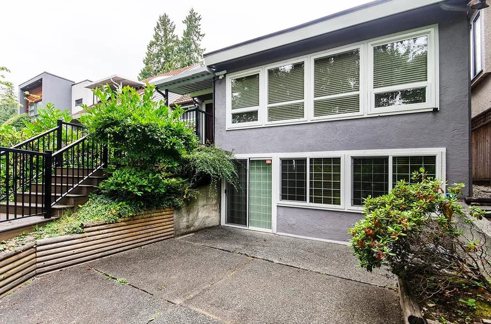 4063 W 33RD AVENUE, Vancouver, BC — Residential for Sale - Photo 2