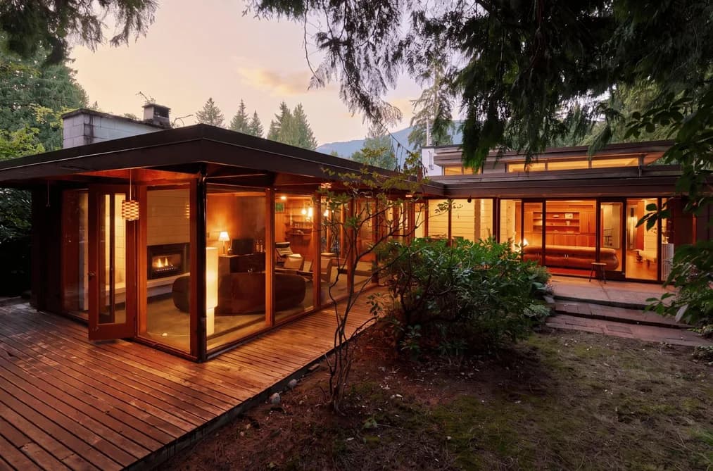 4065 SUNSET BOULEVARD, North Vancouver, BC — Residential for Sale - Main Photo