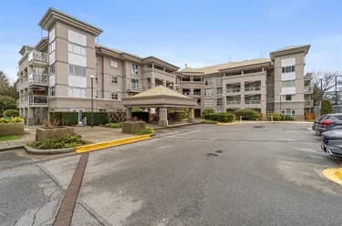 Condo for sale at 407 10533 University Drive Surrey British Columbia - MLS: R3144645