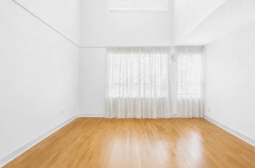 407 1345 COMOX STREET, Vancouver, BC — Residential for Sale - Photo 2