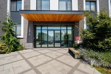 Condo for sale at 407 15815 85 Avenue Surrey British Columbia - MLS: R3054687