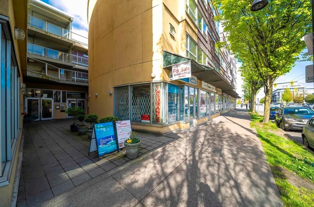 407 2238 KINGSWAY, Vancouver, BC — Residential for Sale - Photo 2