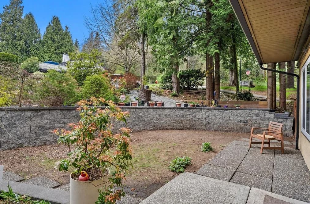 407 DARTMOOR DRIVE, Coquitlam, BC — Residential for Sale - Photo 2