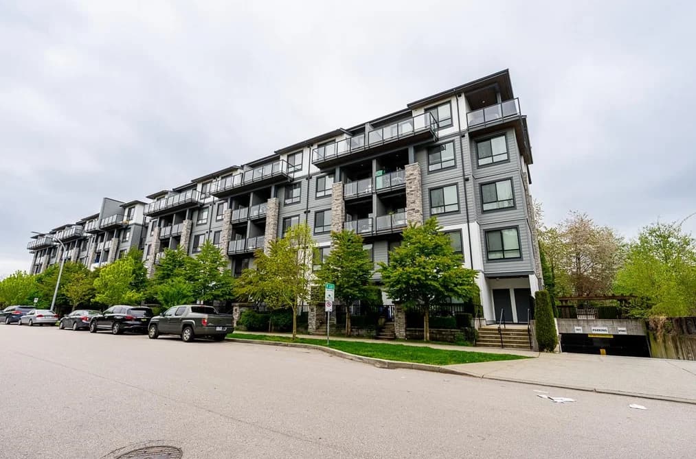 408 15351 101 AVENUE, Surrey, BC — Residential for Sale - Main Photo
