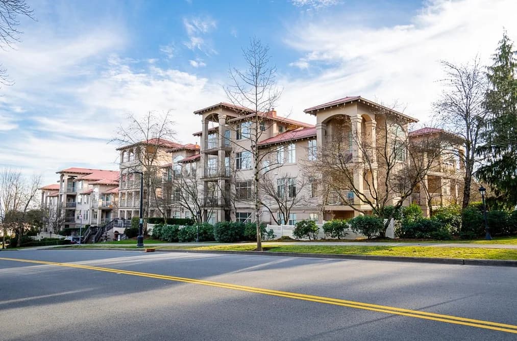 408 3176 PLATEAU BOULEVARD, Coquitlam, BC — Residential for Sale - Main Photo
