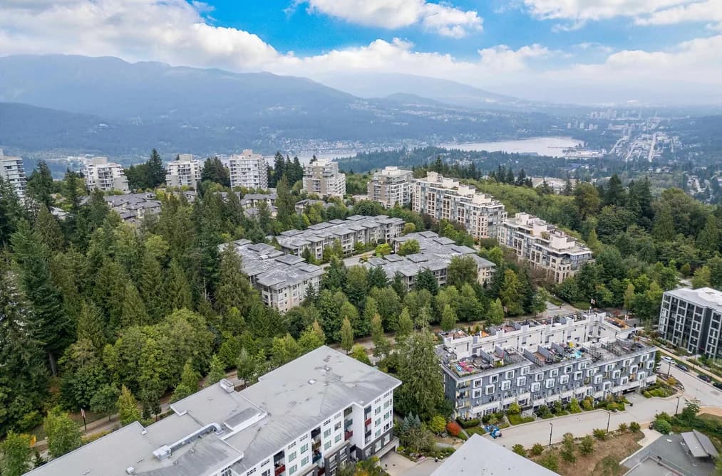 408 9319 UNIVERSITY CRESCENT, Burnaby, BC — Residential for Sale - Photo 2