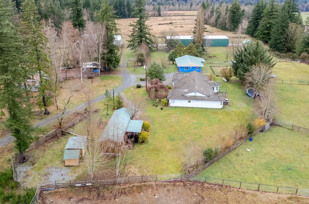 40895 HENDERSON ROAD, Columbia Valley, BC — Residential for Sale - Main Photo