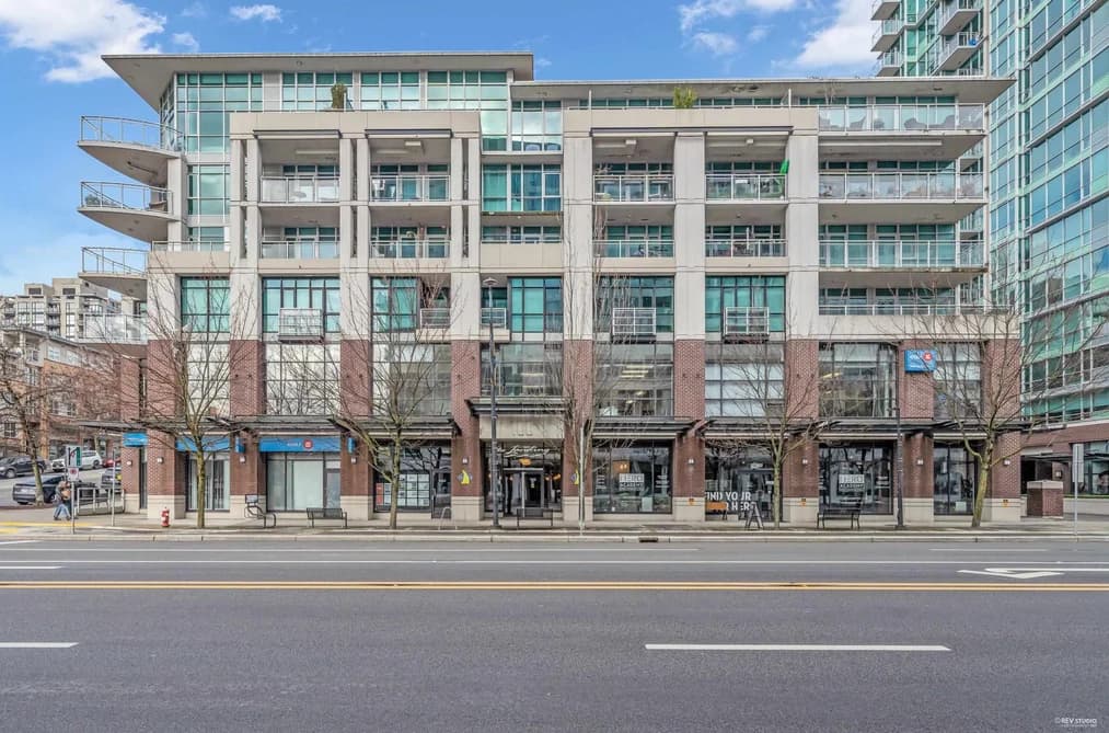 409 100 E ESPLANADE STREET, North Vancouver, BC — Residential for Sale - Main Photo