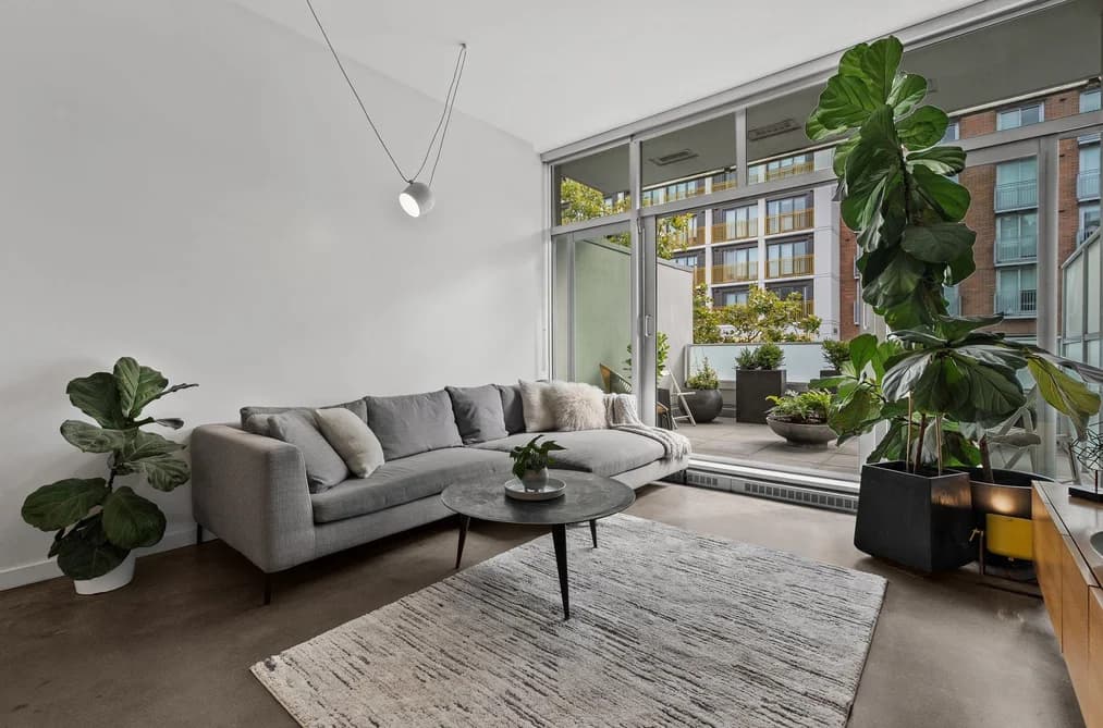 409 53 W HASTINGS STREET, Vancouver, BC — Residential for Sale - Photo 2