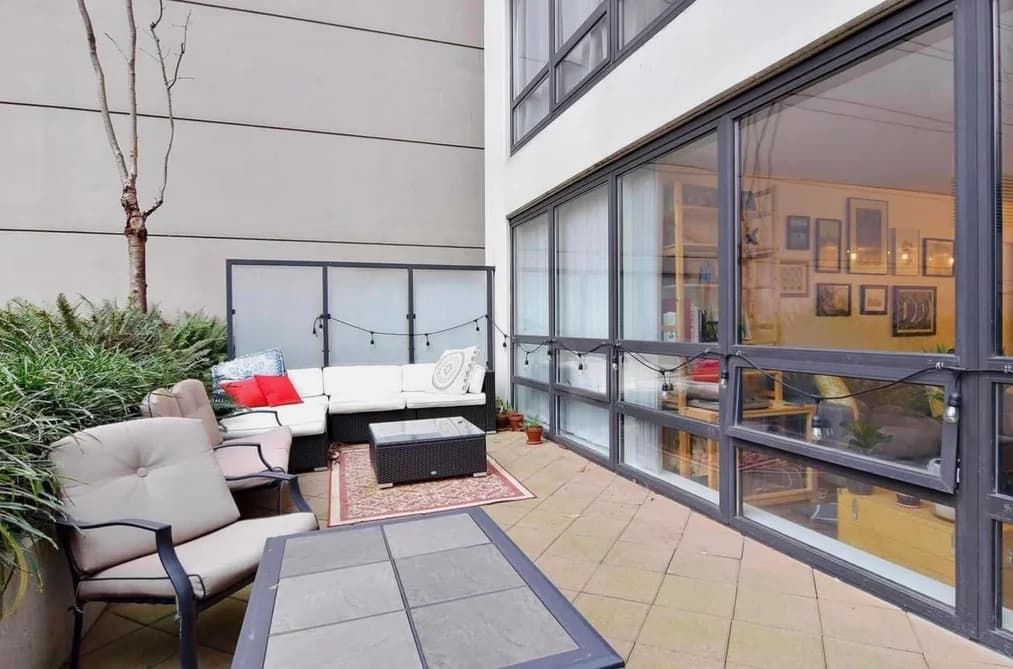 409 933 HORNBY STREET, Vancouver, BC — Residential for Sale - Photo 2