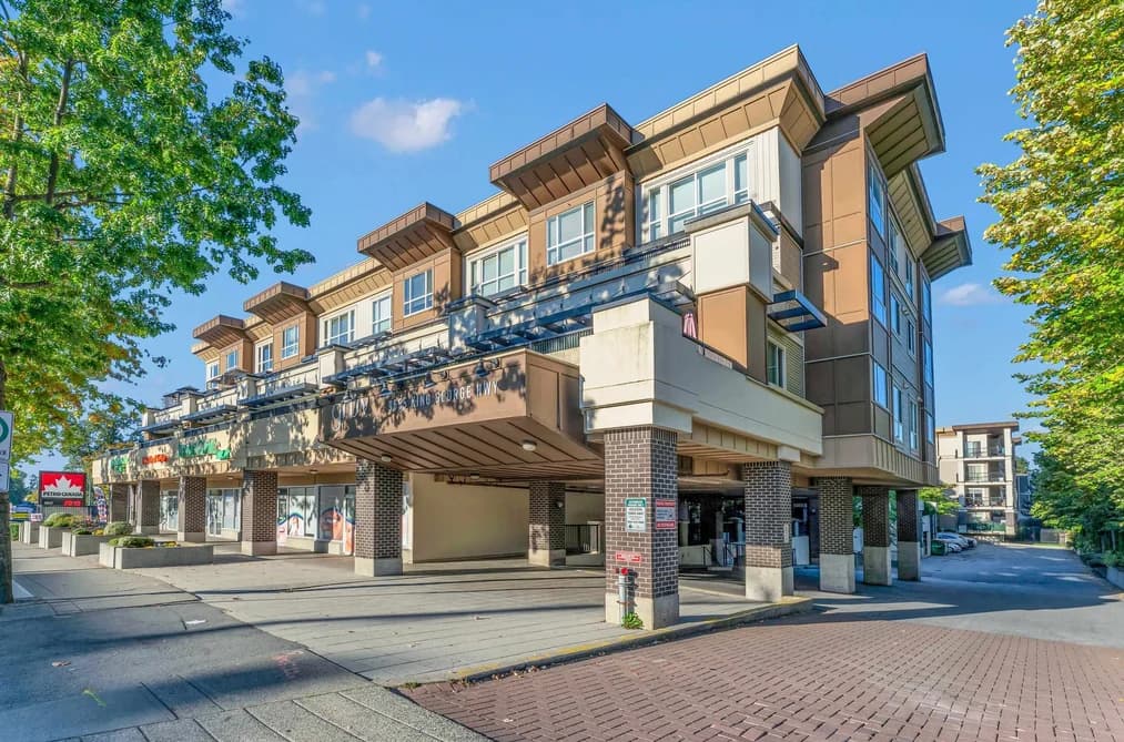 409 9655 KING GEORGE BOULEVARD, Surrey, BC — Residential for Sale - Main Photo