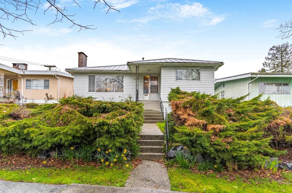 409 E 63RD AVENUE, Vancouver, BC — Residential for Sale - Photo 2