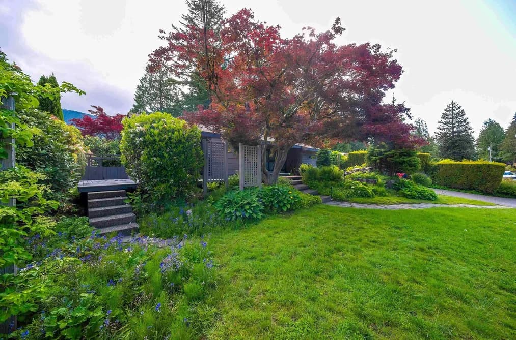 4096 SUNSET BLVD BOULEVARD, North Vancouver, BC — Residential for Sale - Photo 2