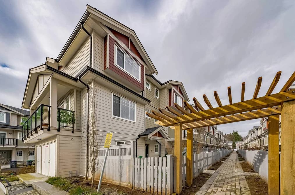 41 13898 64 AVENUE, Surrey, BC — Residential for Sale - Photo 2