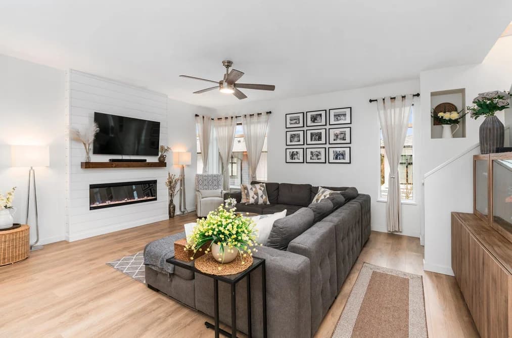 41 15235 SITKA DRIVE, Surrey, BC — Residential for Sale - Photo 2