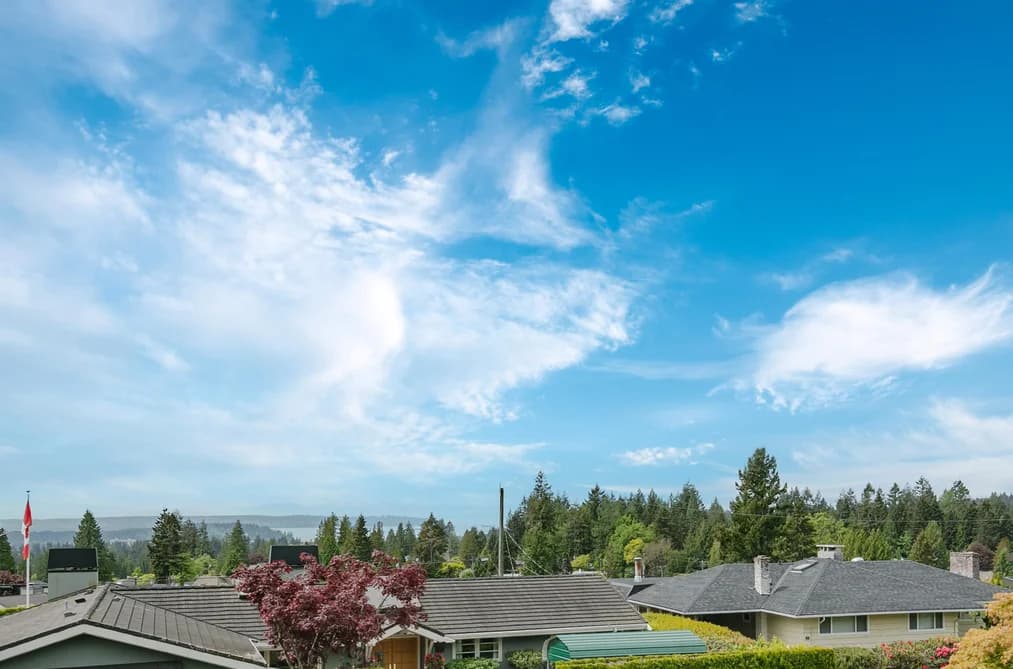 4106 CANTERBURY CRESCENT, North Vancouver, BC — Residential for Sale - Photo 2