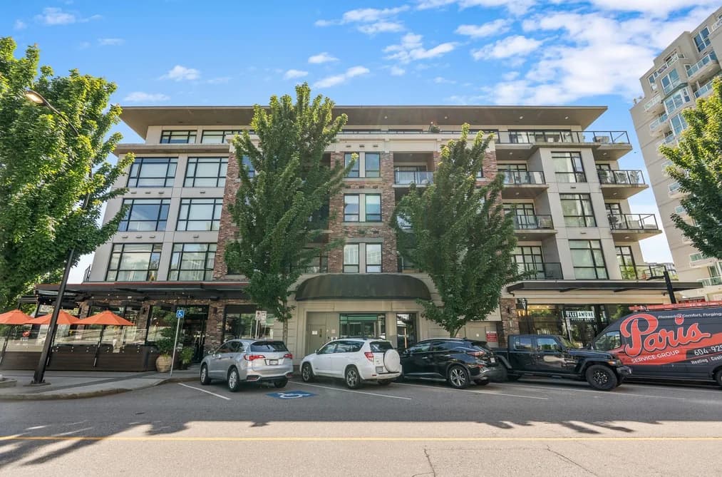 411 105 W 2ND STREET, North Vancouver, BC — Residential for Sale - Photo 2