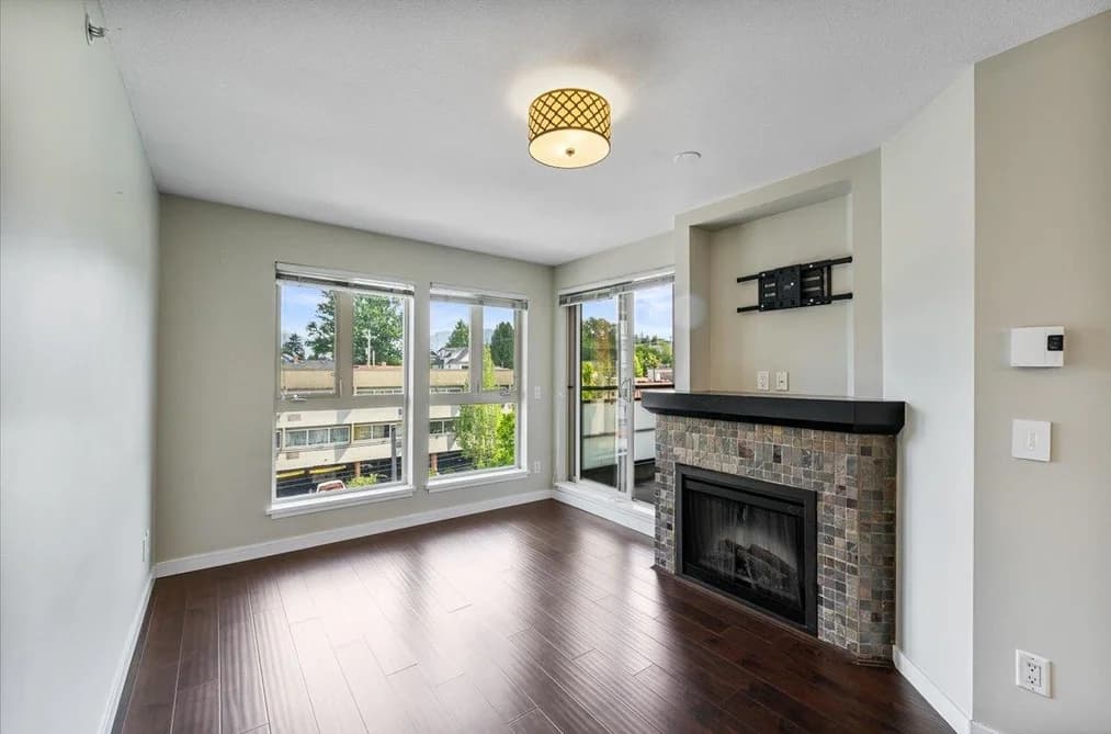 411 405 SKEENA STREET, Vancouver, BC — Residential for Sale - Photo 2