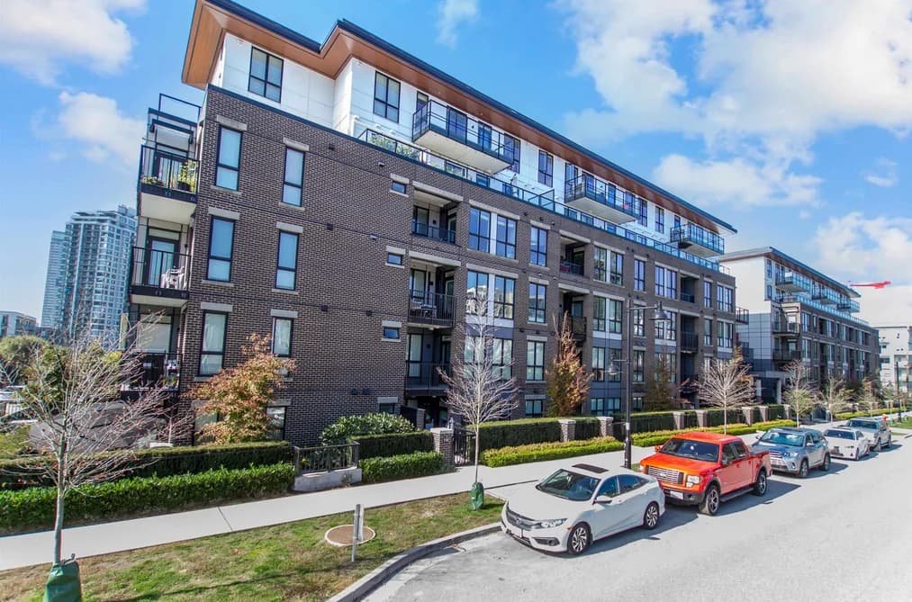 411 750 DOGWOOD STREET, Coquitlam, BC — Residential for Sale - Main Photo
