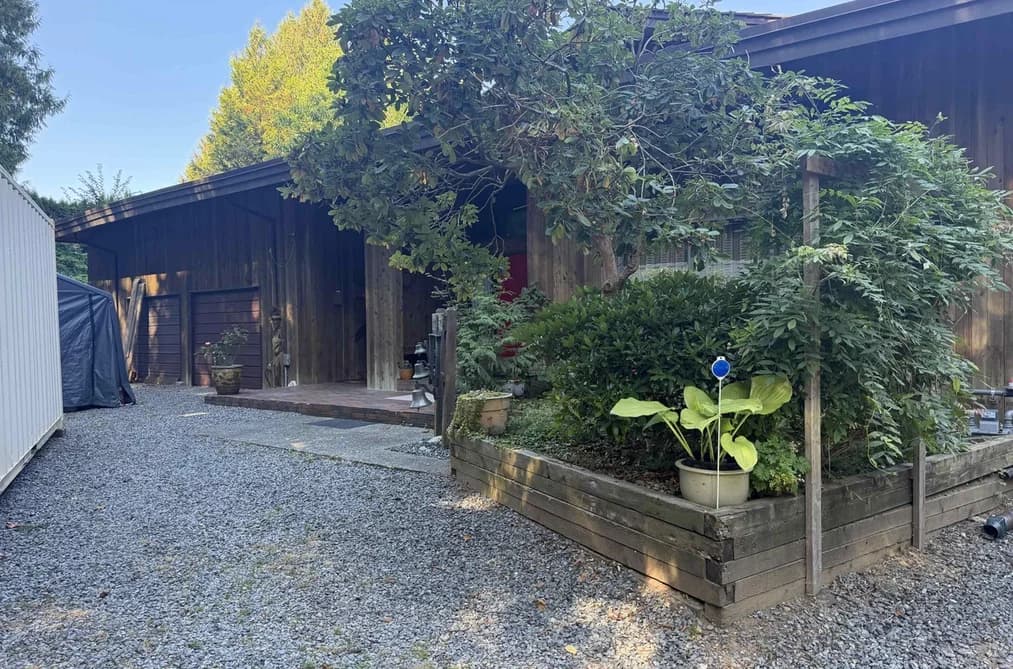 4115 PRAIRIE STREET, Abbotsford, BC — Residential for Sale - Photo 2