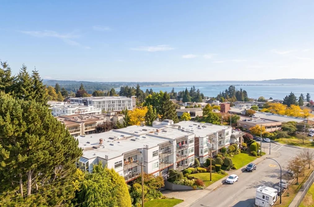 412 1220 FIR STREET, White Rock, BC — Residential for Sale - Photo 2