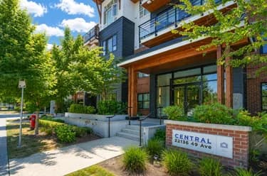 Condo for sale at 412 22136 49 Avenue Langley British Columbia - MLS: R3148109