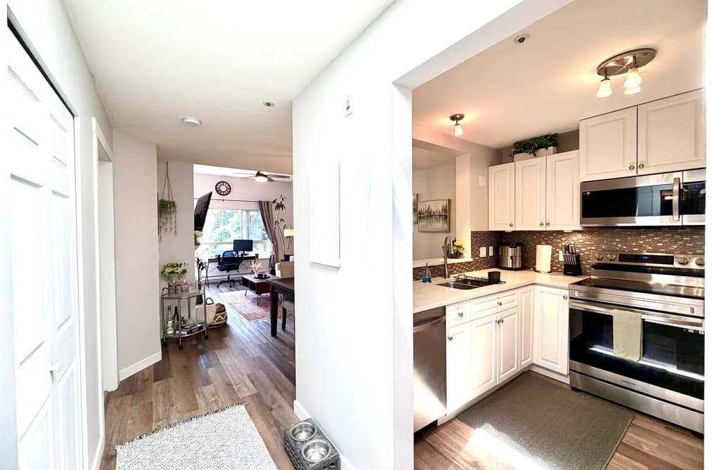 412 2960 PRINCESS CRESCENT, Coquitlam, BC — Residential for Sale - Photo 2