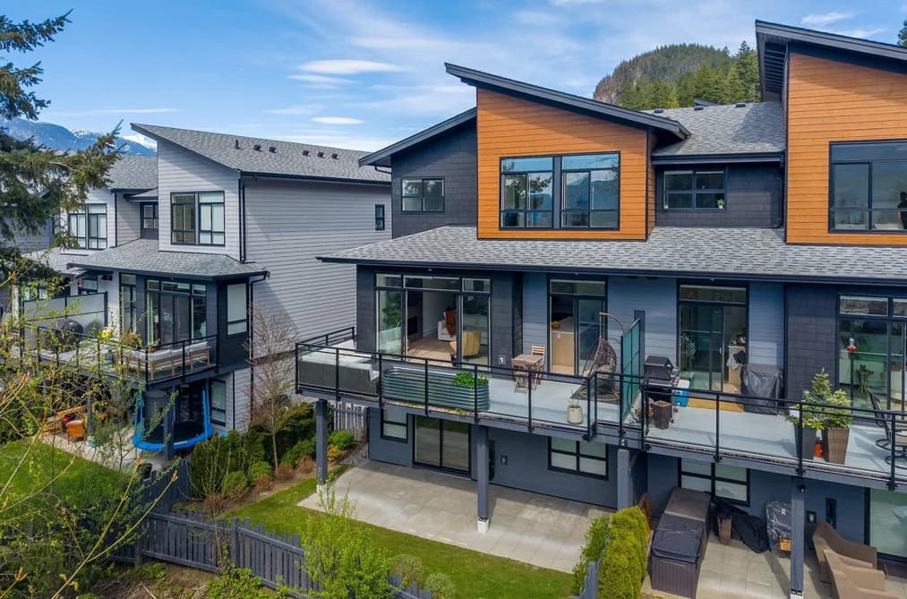 41203 HIGHLINE PLACE, Squamish, BC — Residential for Sale - Photo 2