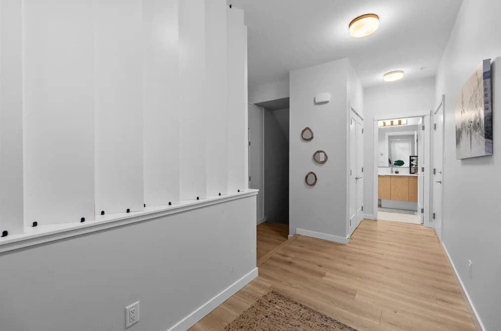41245 HIGHLINE PLACE, Squamish, BC — Residential for Sale - Photo 2