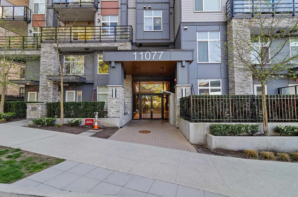 413 11077 RAVINE ROAD, Surrey, BC — Residential for Sale - Photo 2